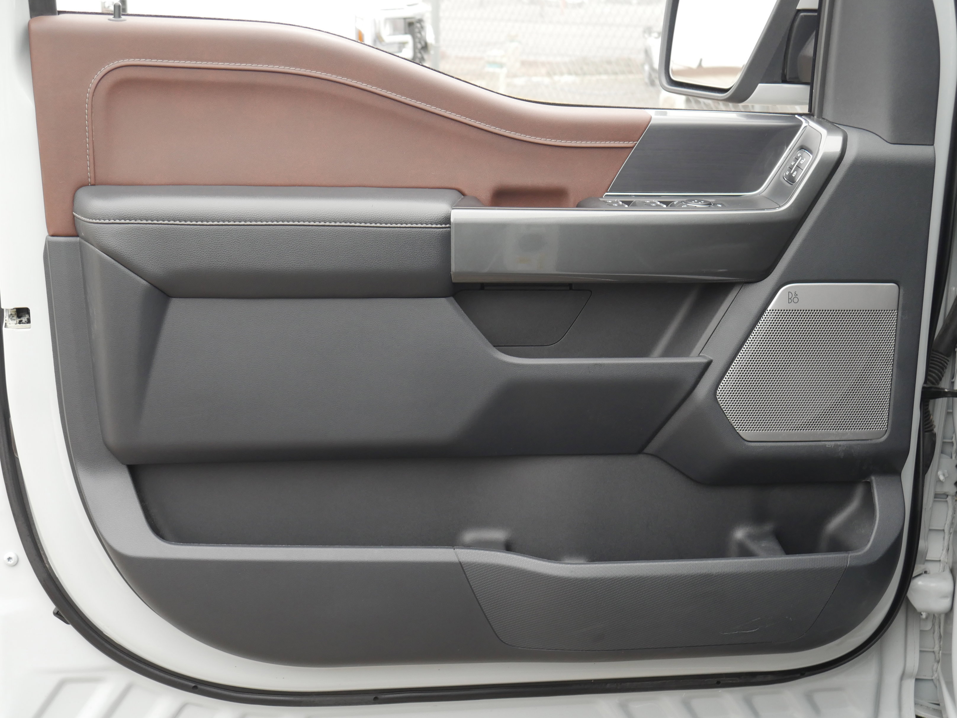 Certified 2023 Ford F150 Lariat w/ Equipment Group 502A High image 38