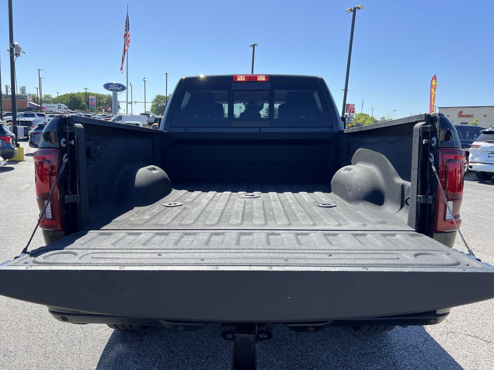 Used 2025 RAM 2500 Limited w/ Bed Utility Group AWD/4WD image 25