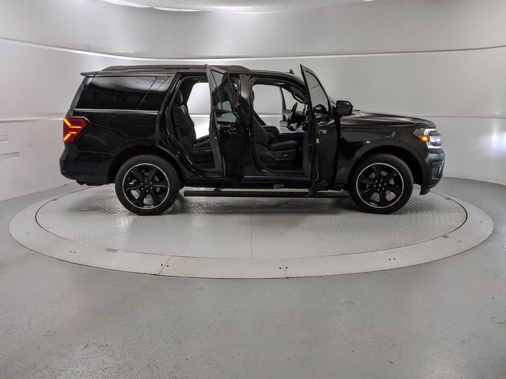 Certified 2024 Ford Expedition Limited image 8