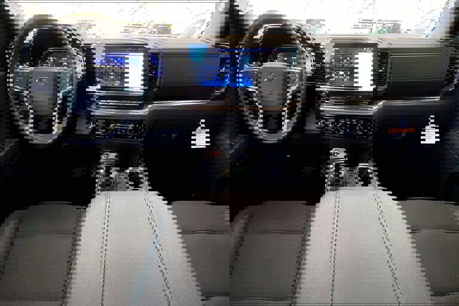 Used 2025 Chevrolet Silverado 1500 RST image 16