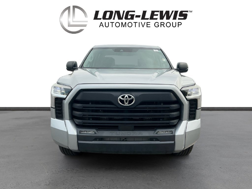 Used 2022 Toyota Tundra SR5 w/ SR5 Premium Package AWD/4WD image 11