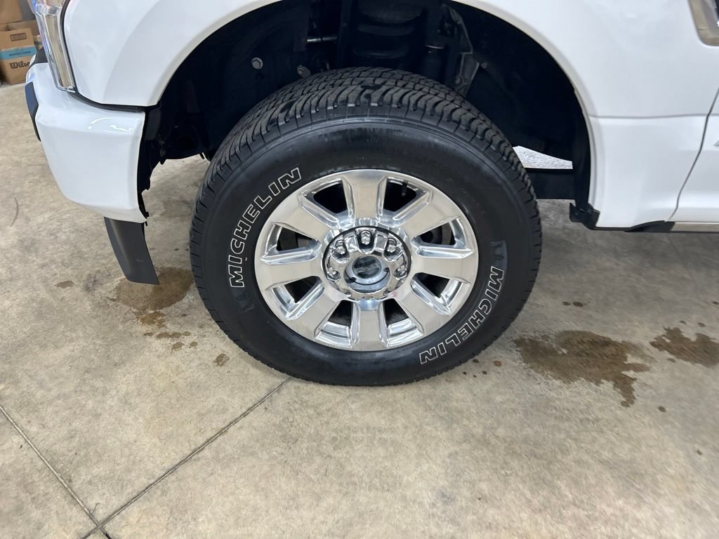 Certified 2021 Ford F250 Platinum w/ FX4 Off-Road Package AWD/4WD image 36