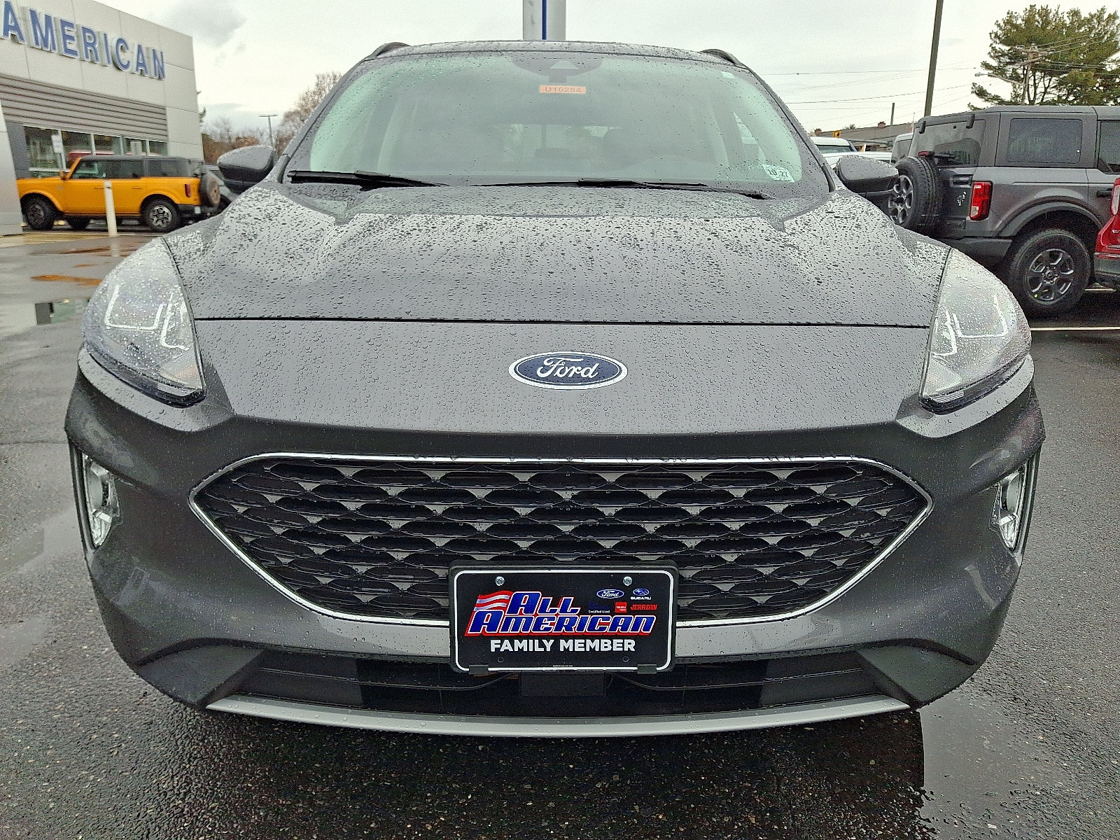 Certified 2022 Ford Escape SEL AWD/4WD image 3