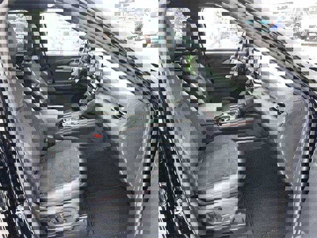 Certified 2025 Ford Explorer ST w/ Sun And Sound Package image 18