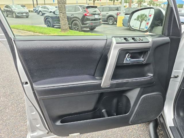 Used 2023 Toyota 4Runner SR5 AWD/4WD image 12