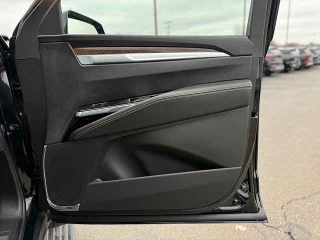 Used 2026 Cadillac Escalade Platinum Sport image 31