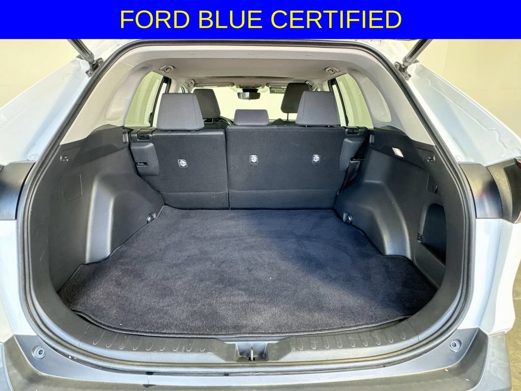 Used 2023 Toyota RAV4 XLE w/ Convenience Package FWD image 28