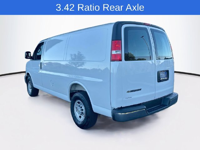 Used 2025 Chevrolet Express 2500 w/ Driver Convenience Package RWD image 7