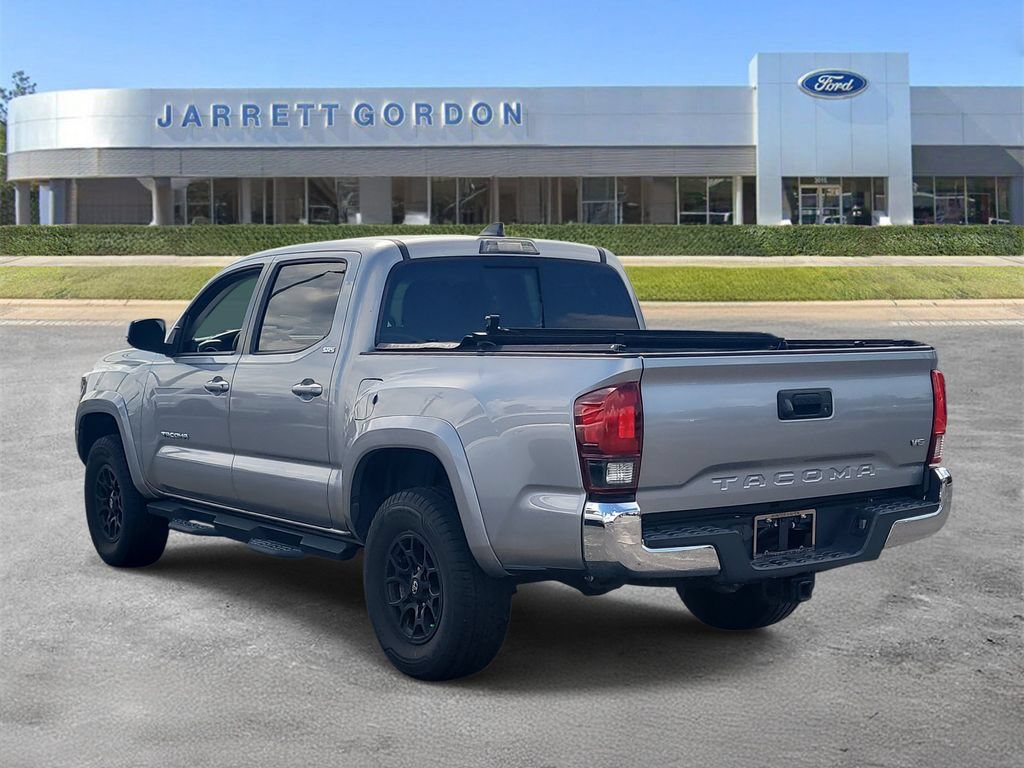Used 2021 Toyota Tacoma SR5 RWD image 3