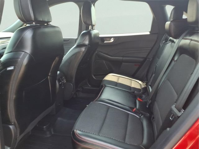 Certified 2024 Ford Escape ST-Line w/ Tech Pack #1 AWD/4WD image 9