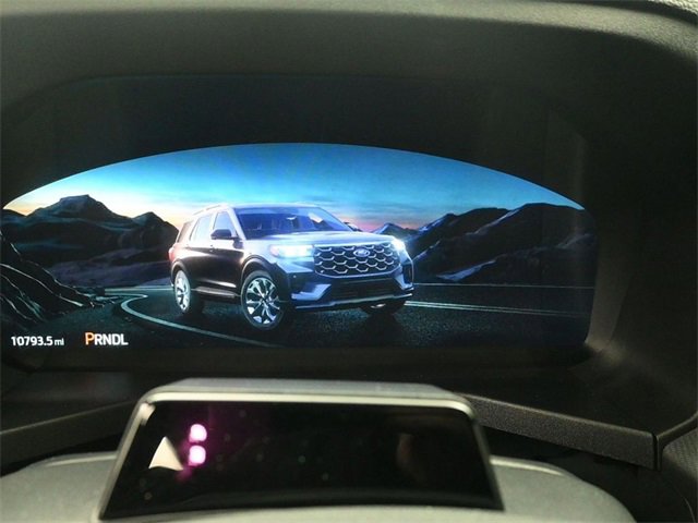 Certified 2025 Ford Explorer ST-Line w/ Premium Package image 12