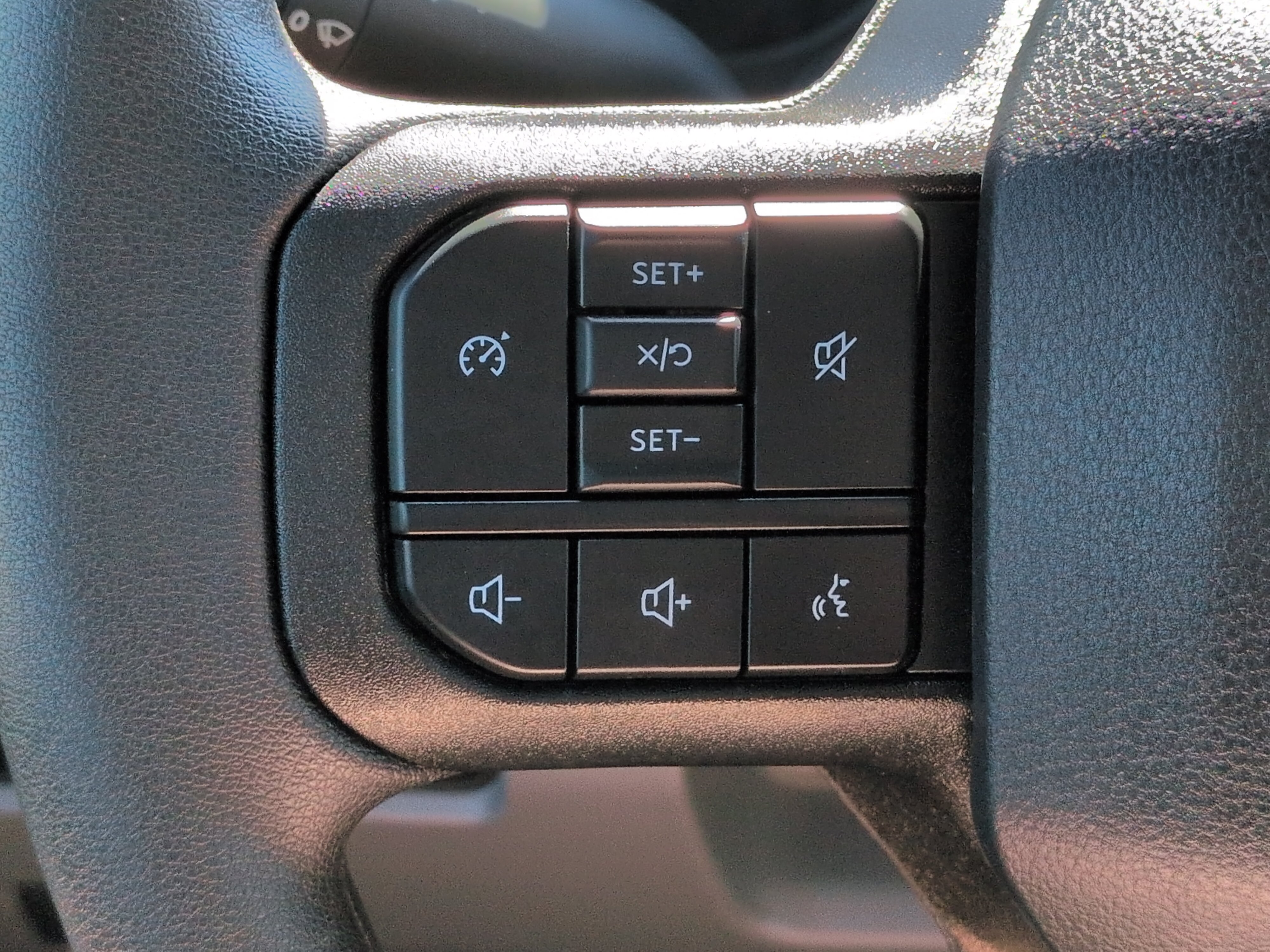 Certified 2025 Ford F350 XL AWD/4WD image 22