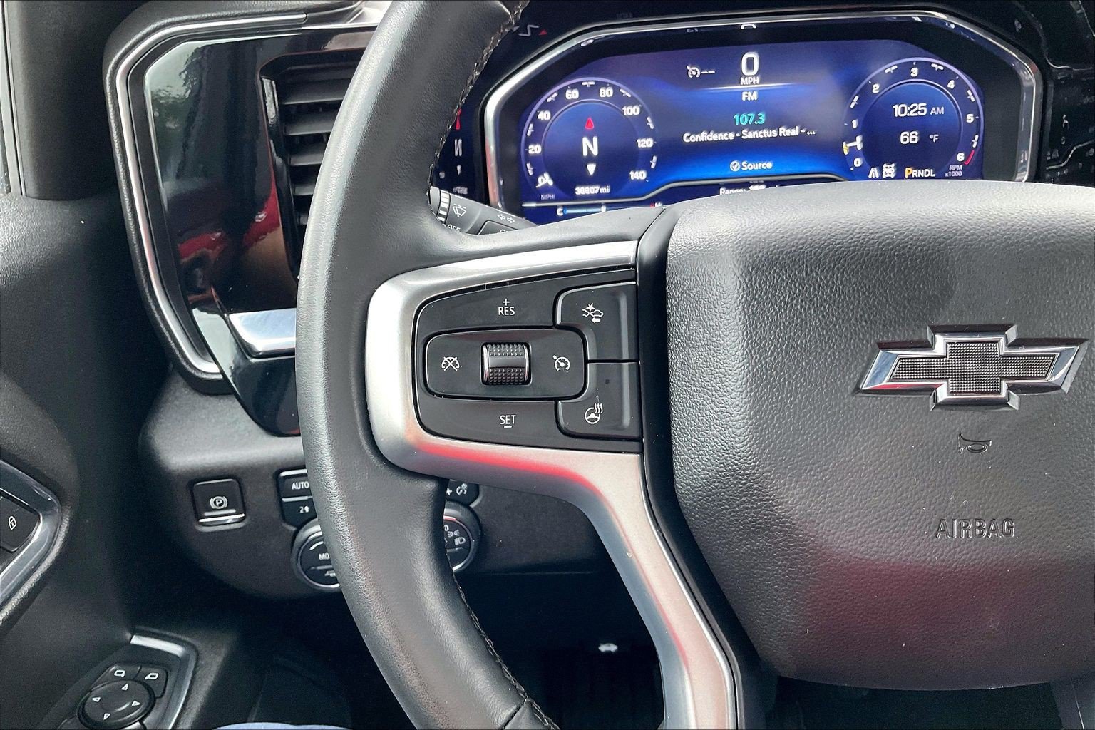 Used 2024 Chevrolet Silverado 1500 RST w/ Z71 Off-Road Package AWD/4WD image 18