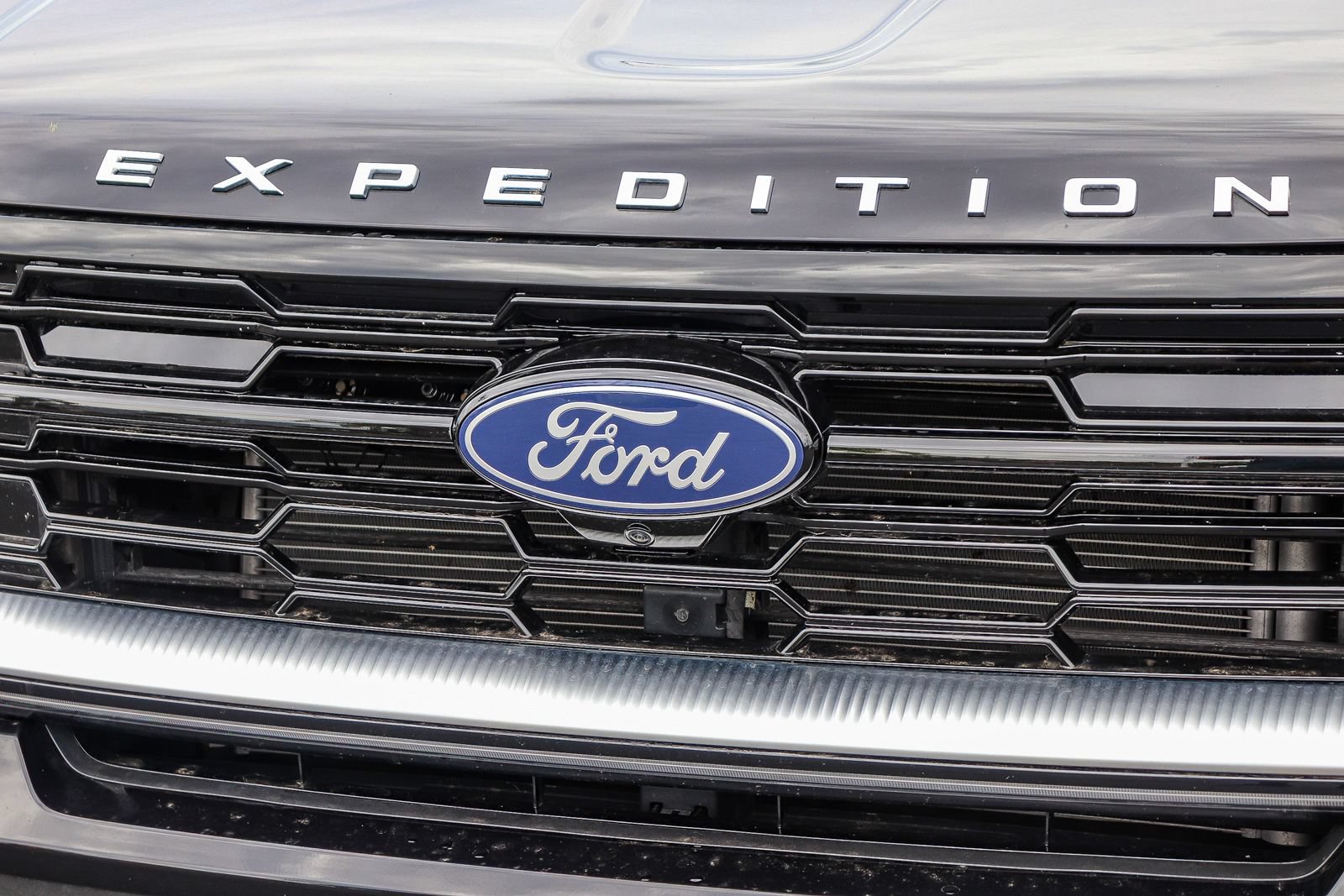 Certified 2025 Ford Expedition Platinum AWD/4WD image 11