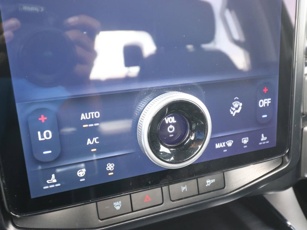 Certified 2024 Ford F150 Lightning Flash AWD/4WD image 22