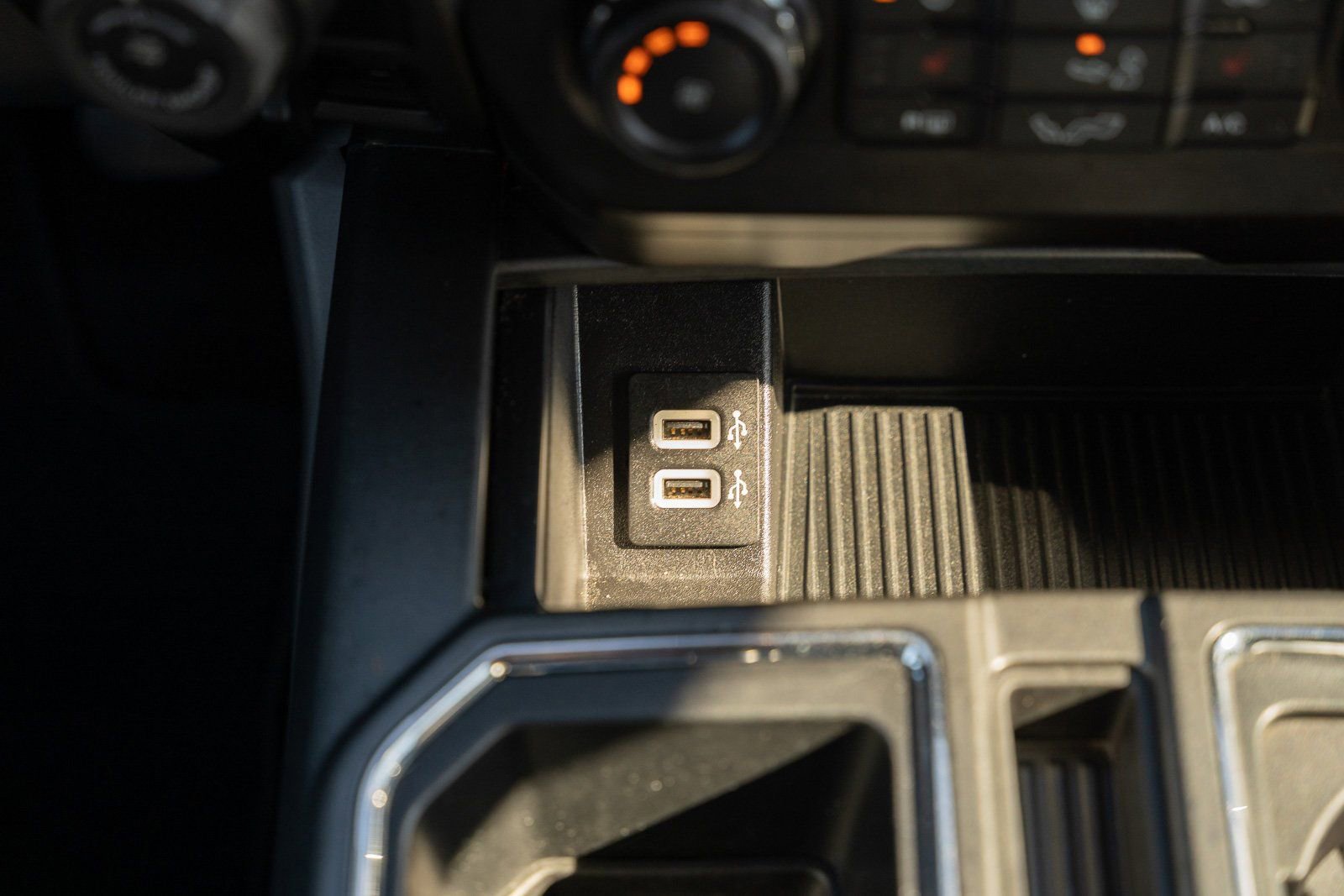 Certified 2019 Ford F150 XLT w/ Equipment Group 302A Luxury image 31