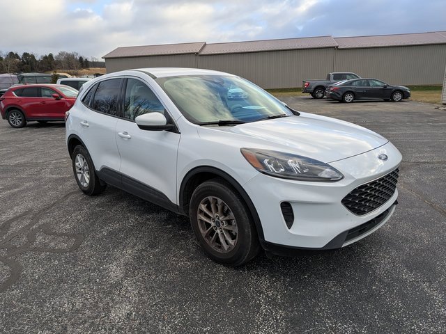 Certified 2021 Ford Escape SE image 1