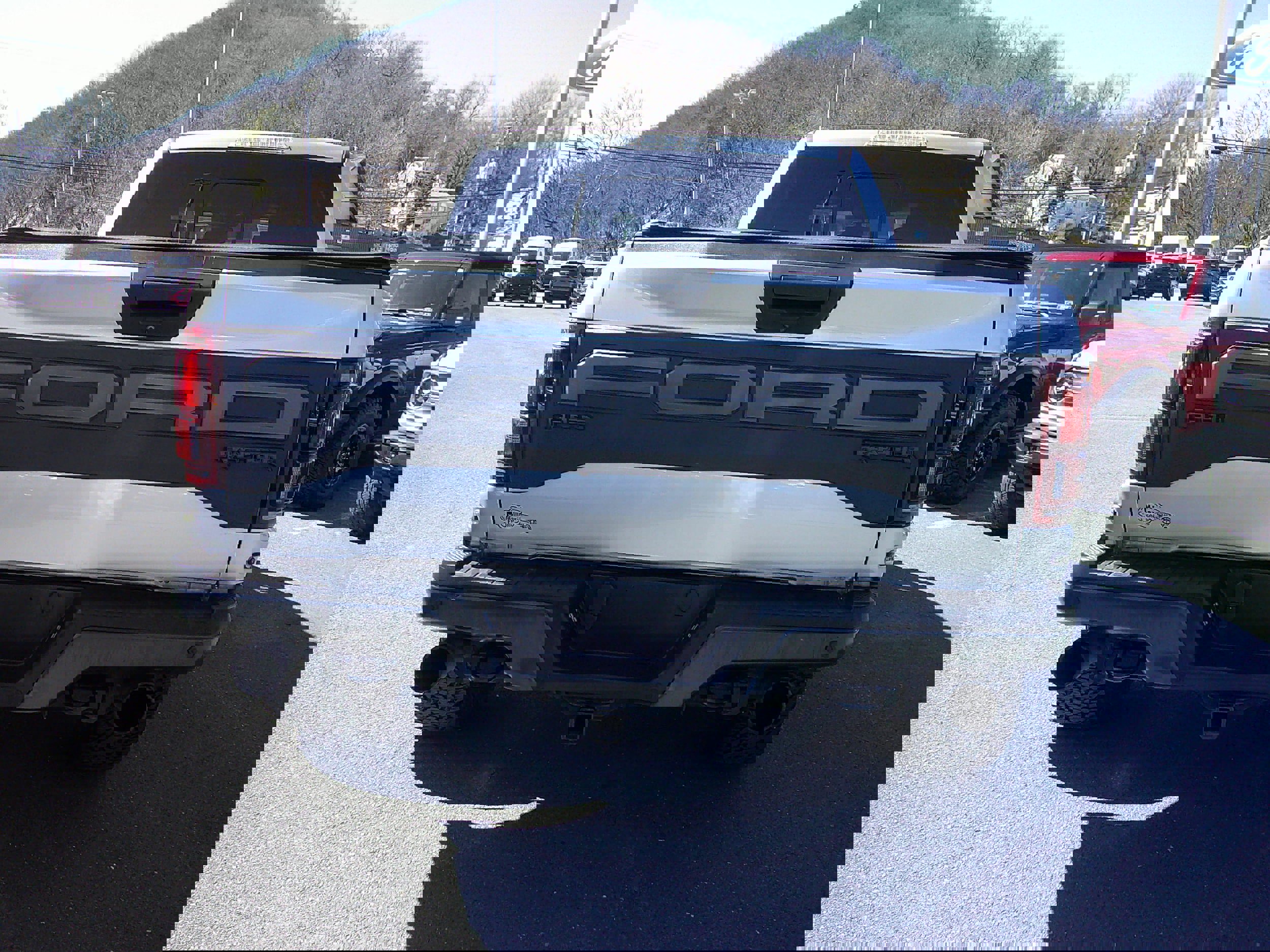 Certified 2019 Ford F150 Raptor w/ Equipment Group 801A Mid image 3