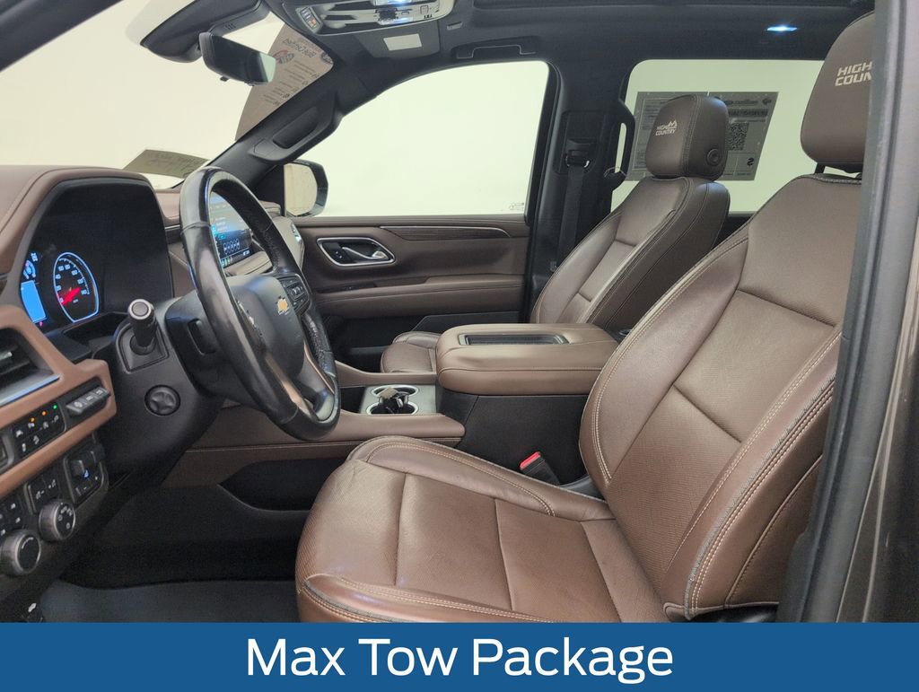 Used 2021 Chevrolet Suburban High Country w/ Premium Package AWD/4WD image 4