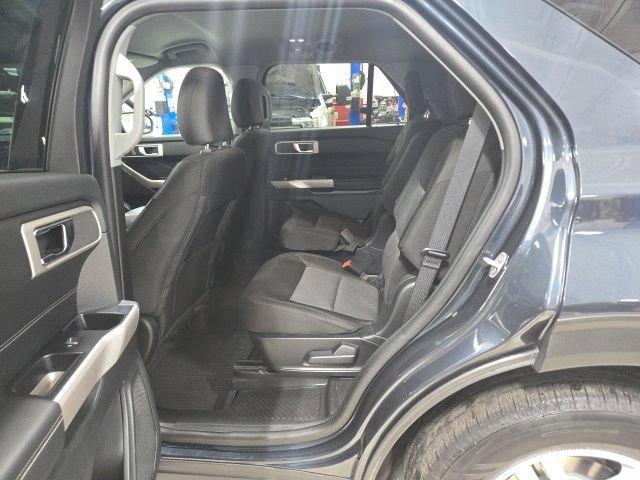 Certified 2024 Ford Explorer XLT AWD/4WD image 31