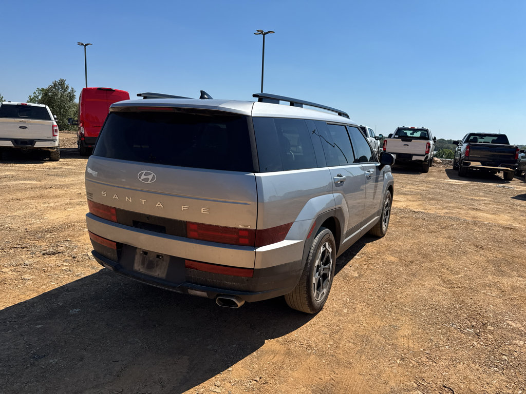 Used 2025 Hyundai Santa Fe SEL AWD/4WD image 5