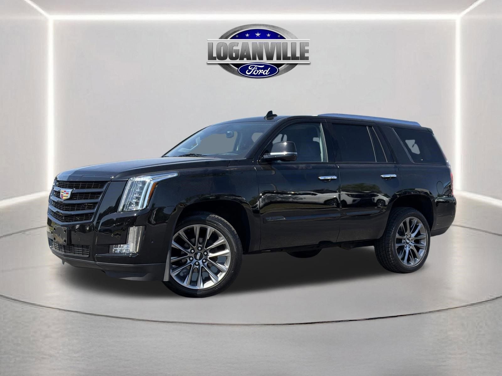 Used 2020 Cadillac Escalade Luxury w/ Escalade Sport Edition AWD/4WD image 7