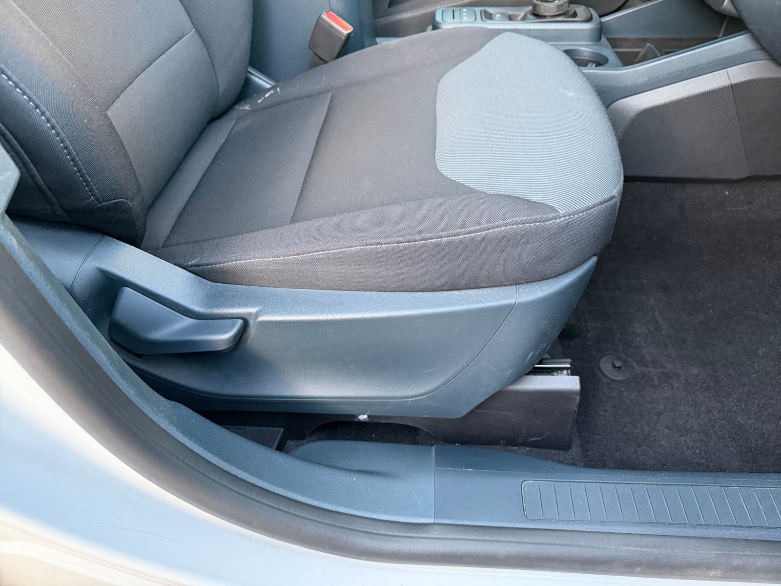 Certified 2024 Ford Maverick XL FWD image 31