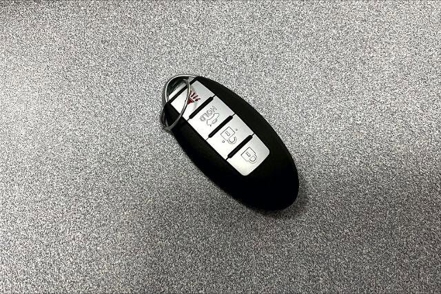 Used 2023 Nissan Versa SV image 11