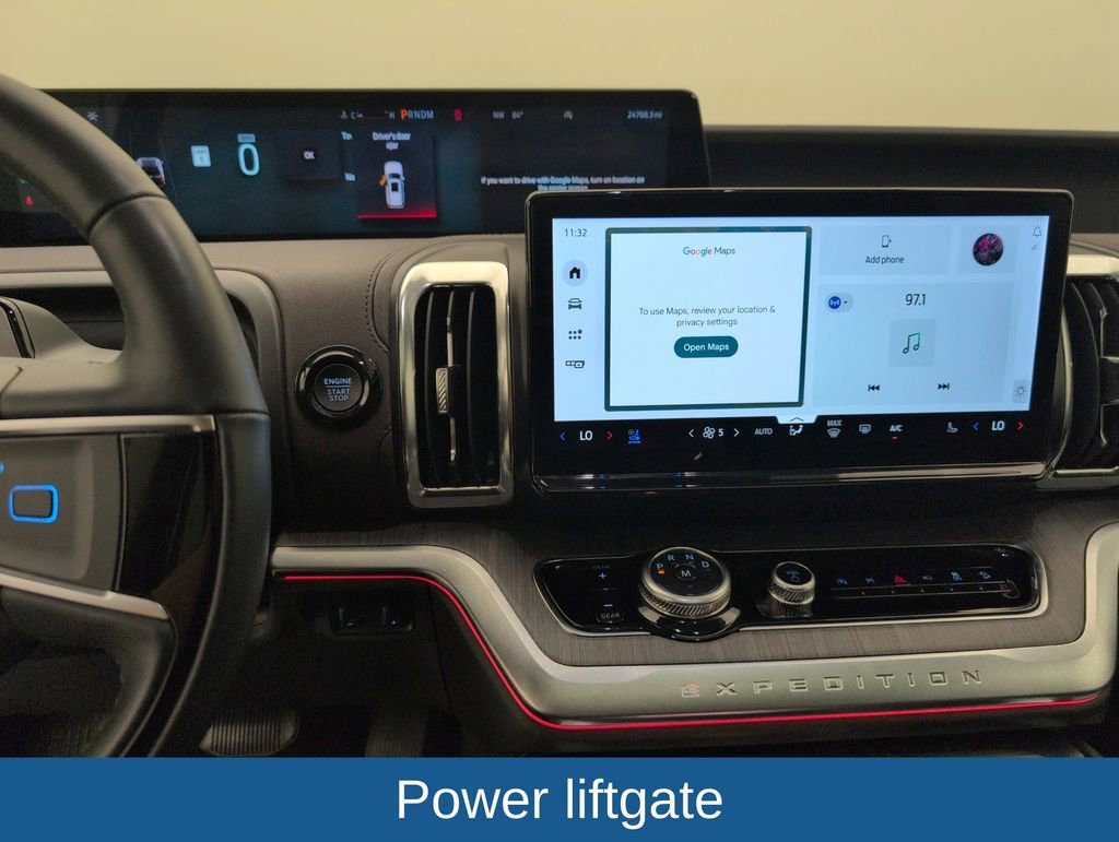 Certified 2025 Ford Expedition Platinum w/ Platinum Ultimate Package AWD/4WD image 18