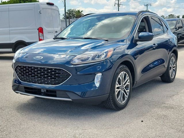 Certified 2020 Ford Escape SEL FWD image 3