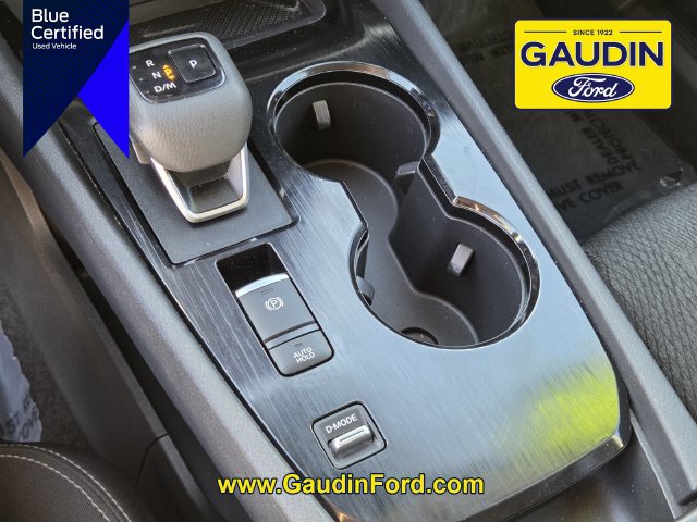 Used 2025 Nissan Rogue SV FWD image 24