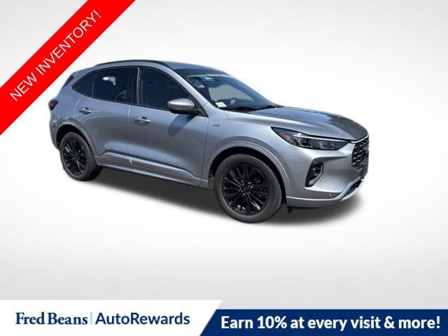 Certified 2023 Ford Escape ST-Line Elite AWD/4WD video 1