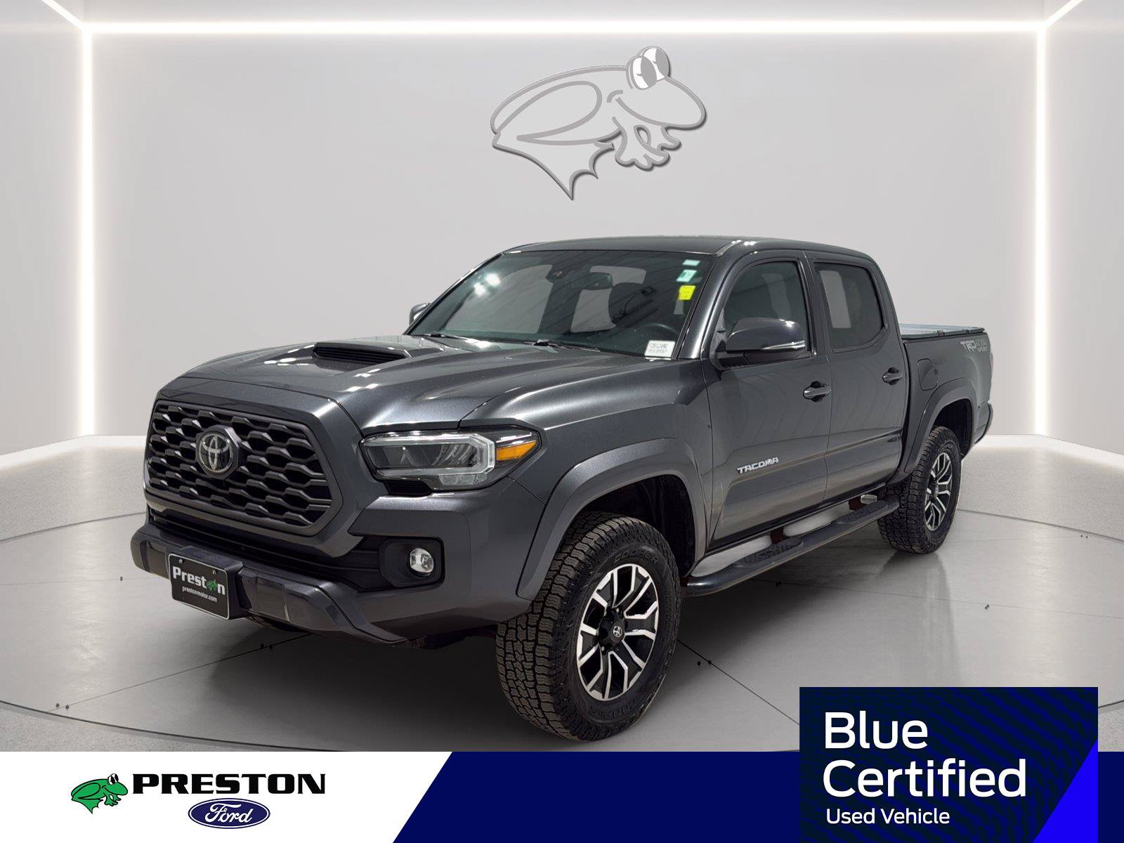 Used 2021 Toyota Tacoma TRD Sport w/ Technology Package AWD/4WD image 1