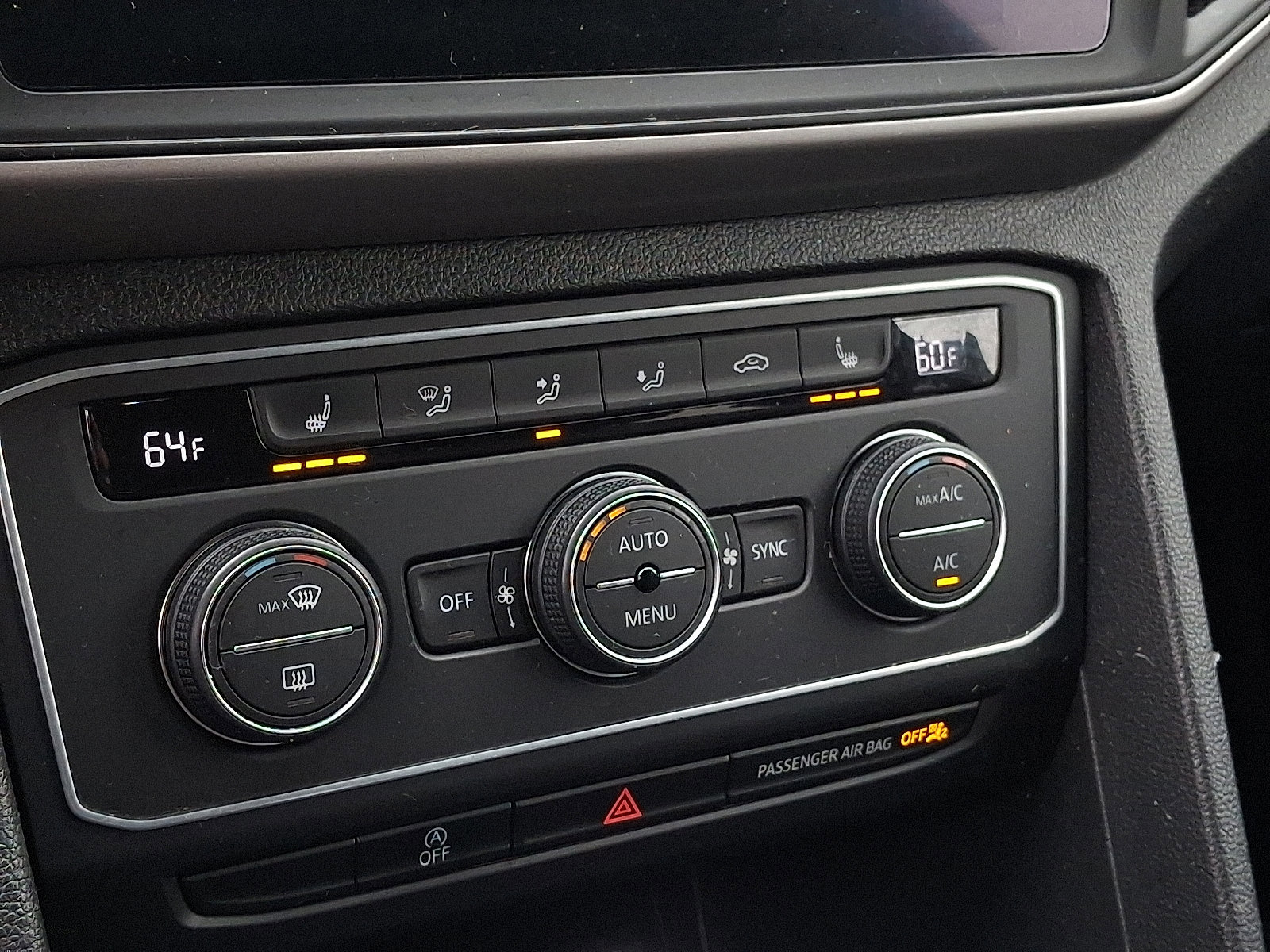 Used 2020 Volkswagen Atlas Cross Sport SE image 15