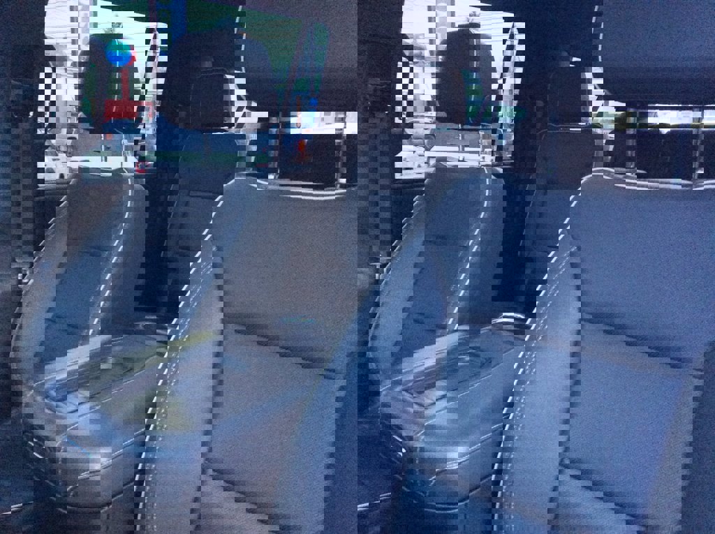 Used 2023 Chevrolet Suburban Premier image 42