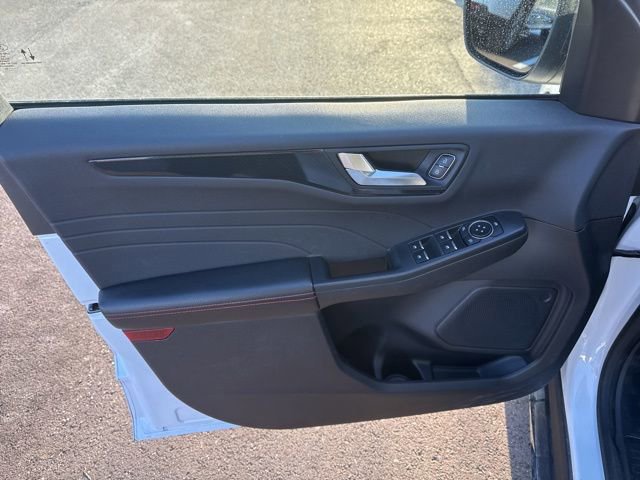 Certified 2023 Ford Escape ST-Line image 8