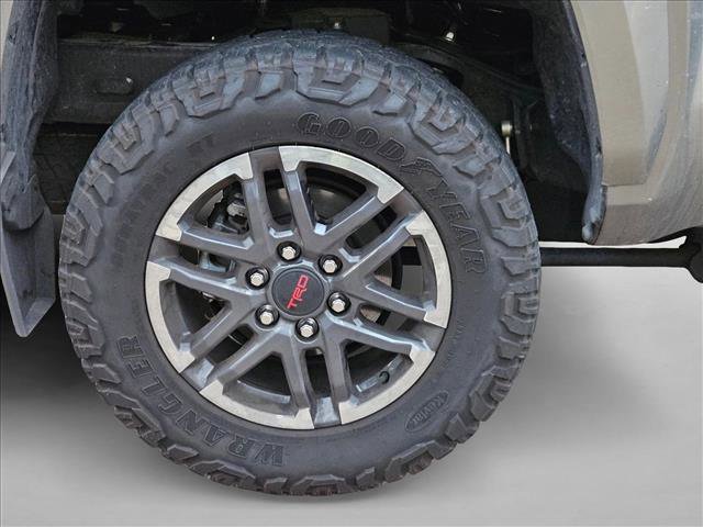 Used 2024 Toyota Tacoma TRD Sport image 21