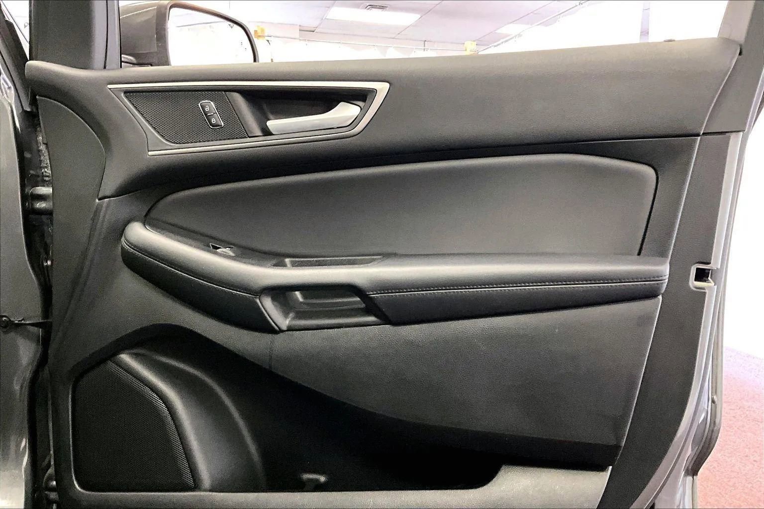 Certified 2024 Ford Edge SEL w/ Convenience Package image 23