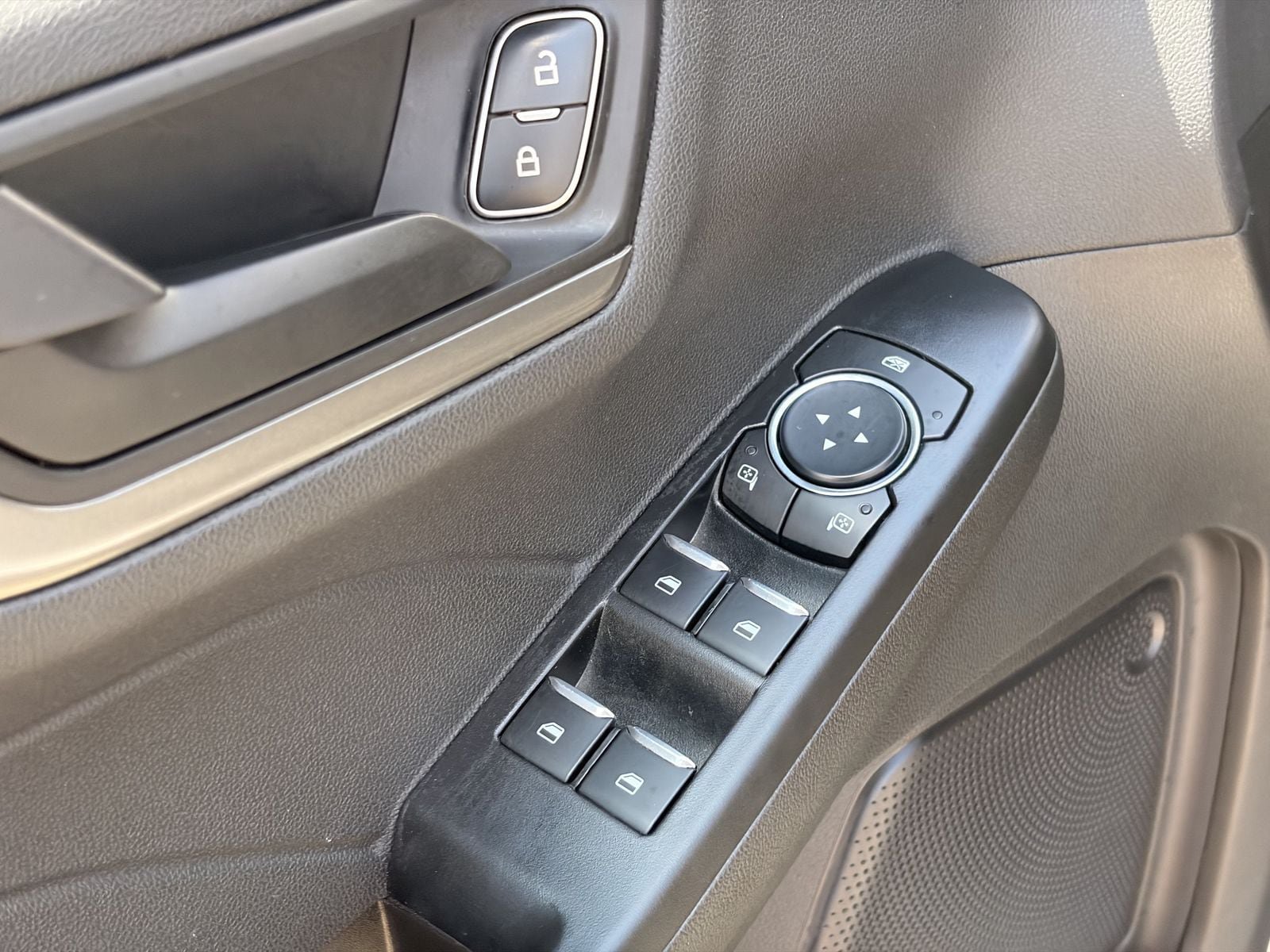 Certified 2024 Ford Escape Active FWD image 24