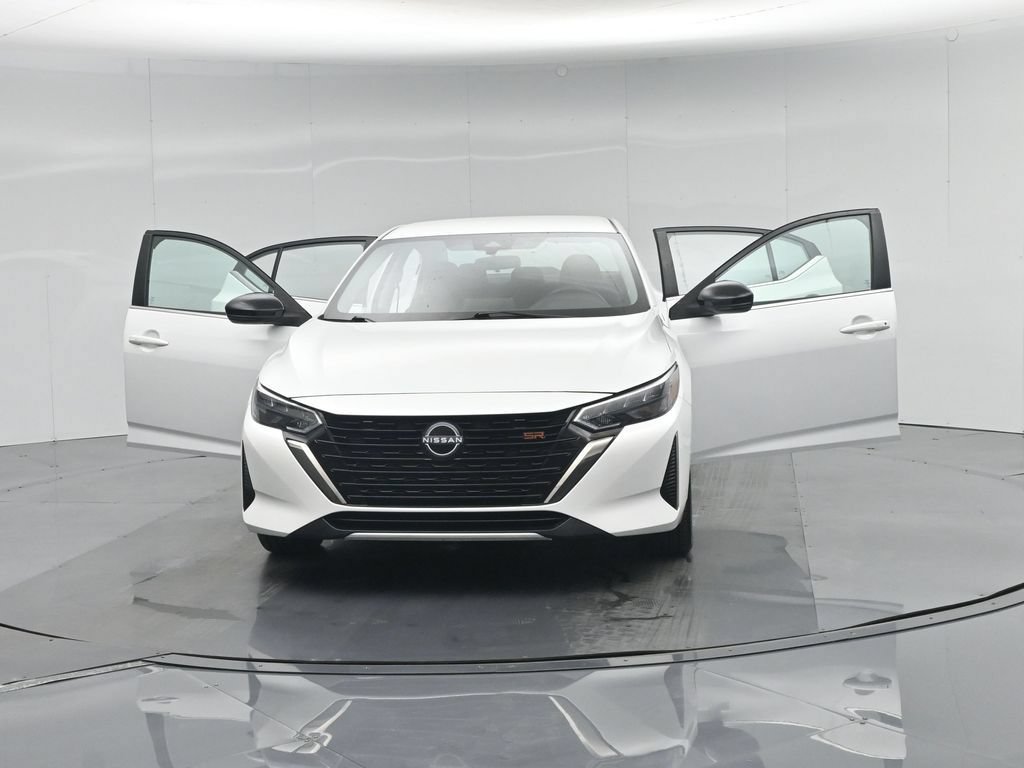 Used 2024 Nissan Sentra SR FWD image 32