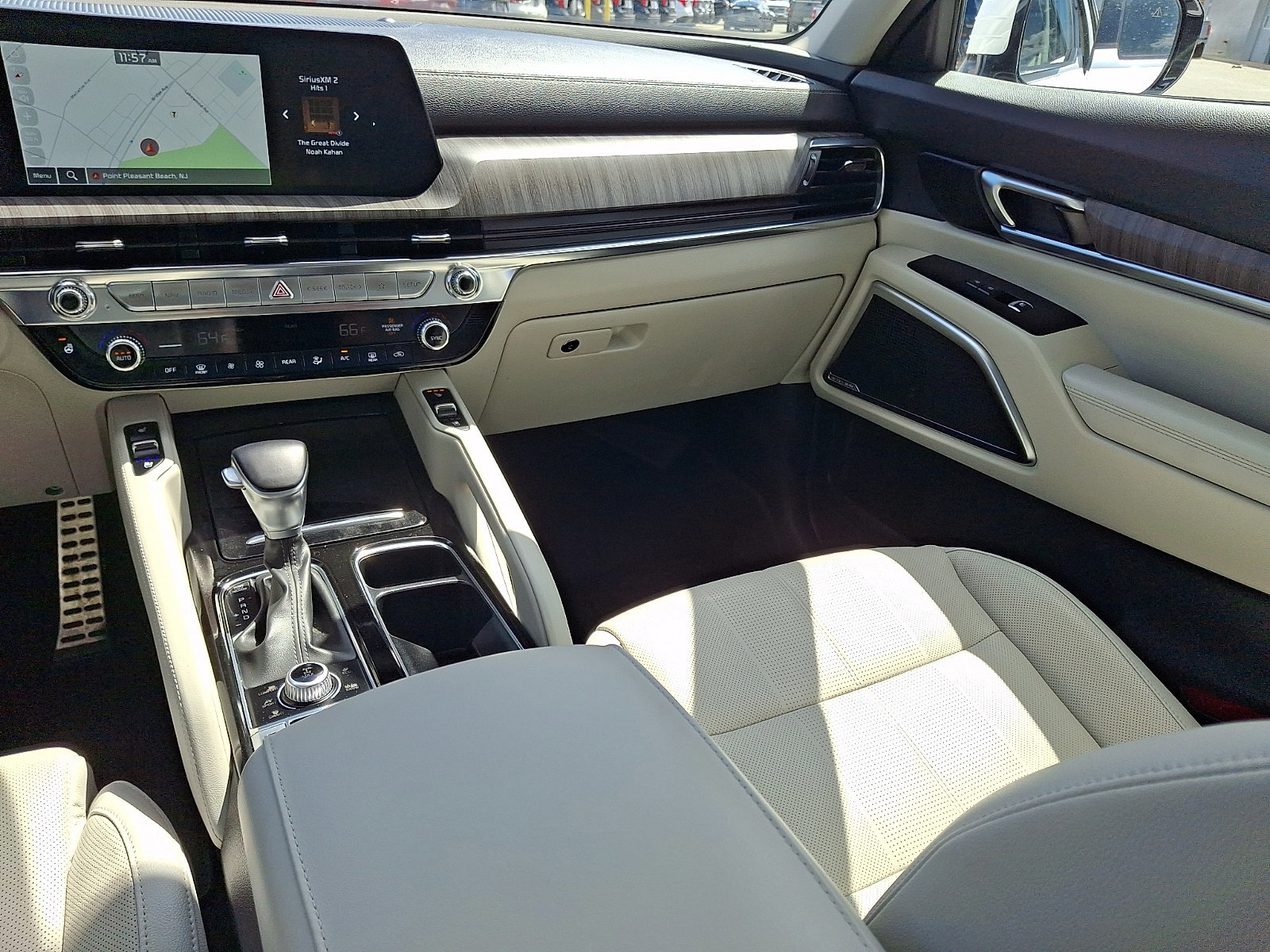 Used 2024 Kia Telluride SX image 16