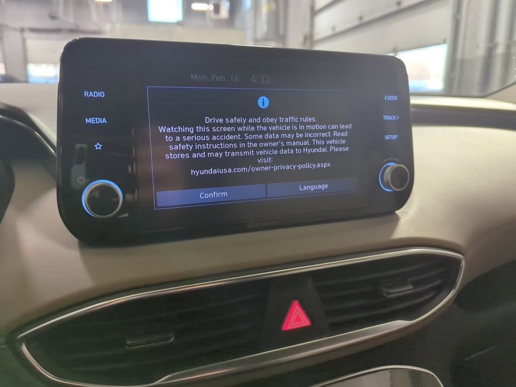 Used 2022 Hyundai Santa Fe SEL image 30