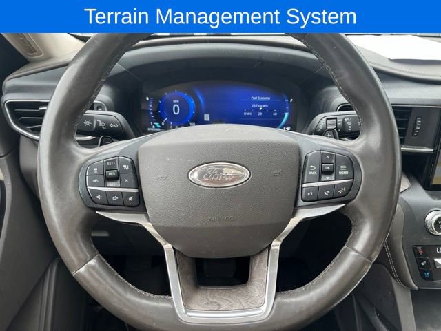 Certified 2020 Ford Explorer Platinum w/ Premium Technology Package AWD/4WD image 11