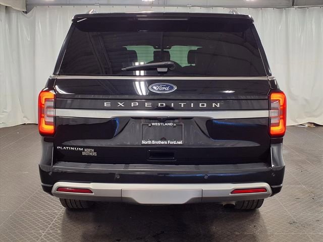 Certified 2022 Ford Expedition Platinum image 3