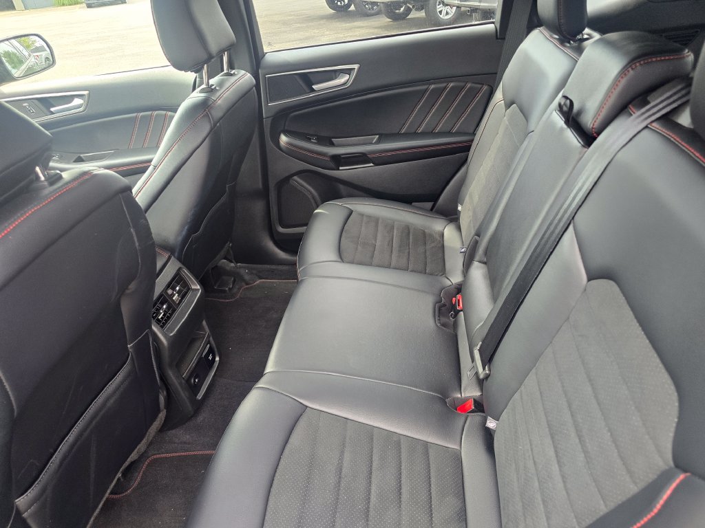 Certified 2023 Ford Edge ST-Line AWD/4WD image 10