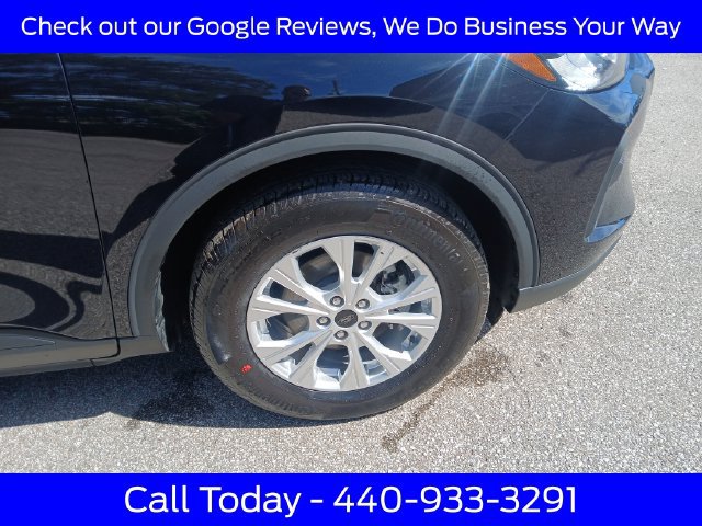 Certified 2023 Ford Escape Active AWD/4WD image 13
