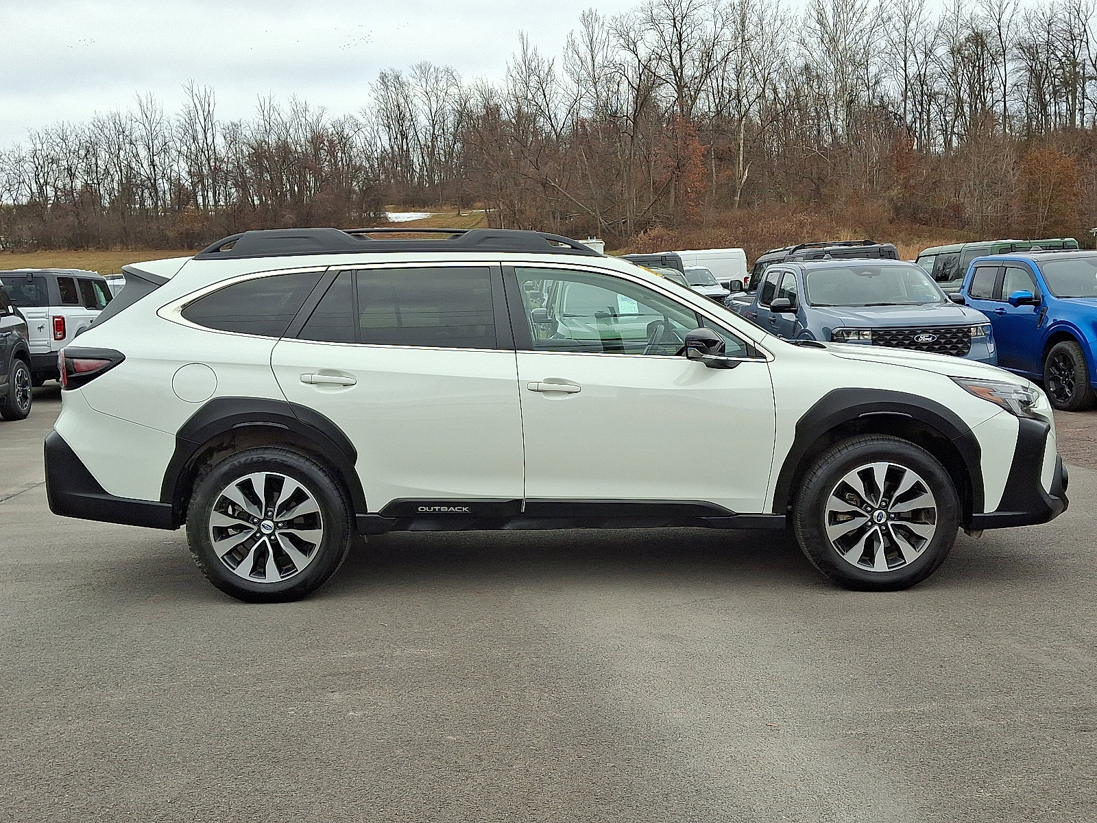 Used 2024 Subaru Outback Limited image 12