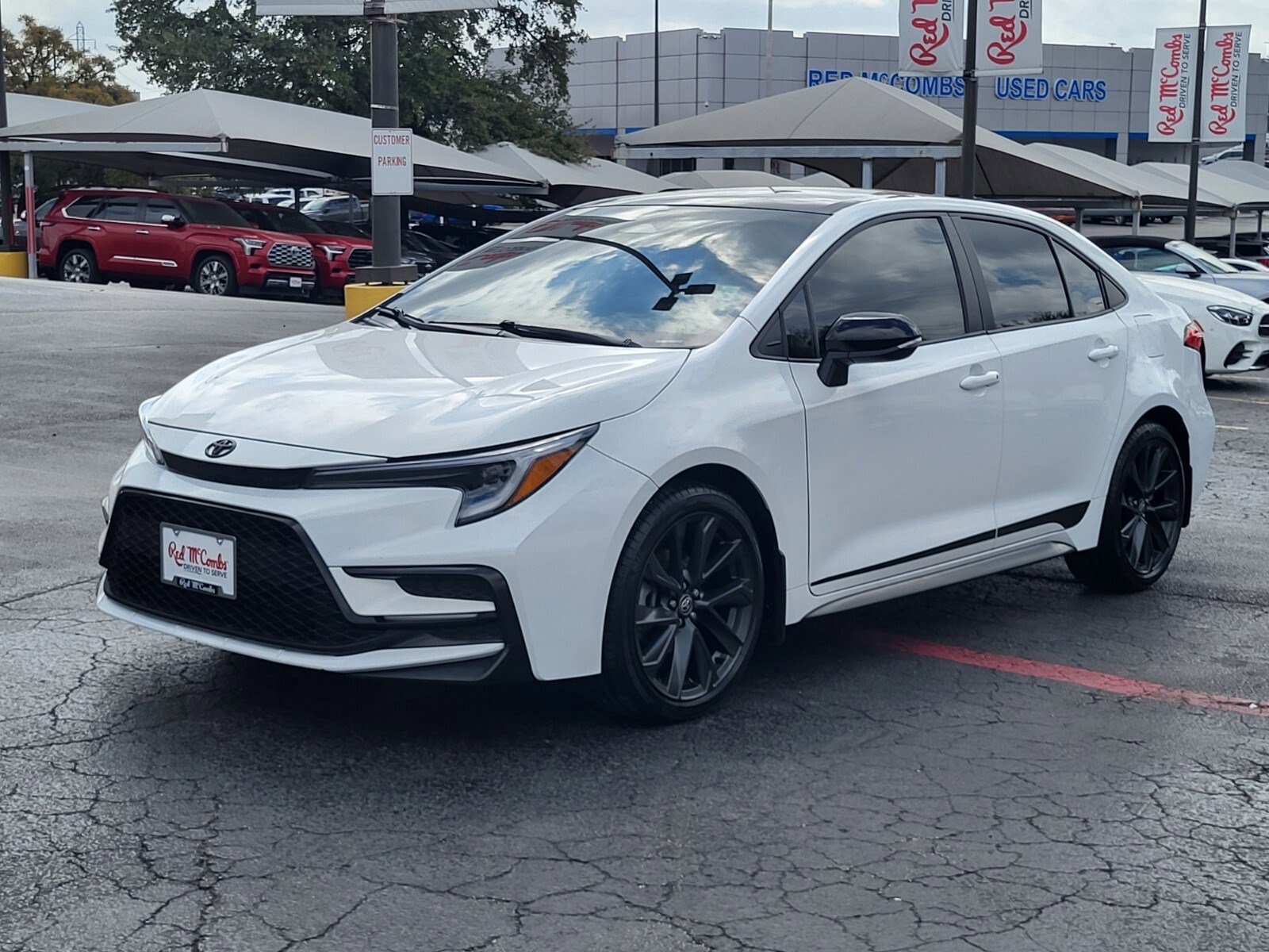 Used 2025 Toyota Corolla SE image 7