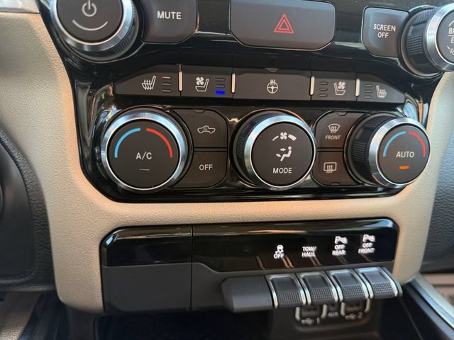 Used 2021 RAM 1500 Laramie AWD/4WD image 12