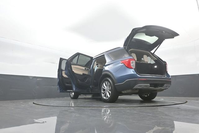 Certified 2020 Ford Explorer XLT w/ Equipment Group 202A image 38